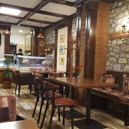 Vila Dante Boutique Hotel Tushemisht المظهر الخارجي الصورة
