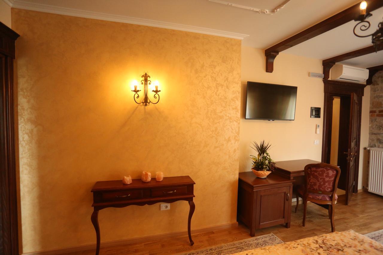 Vila Dante Boutique Hotel Tushemisht المظهر الخارجي الصورة
