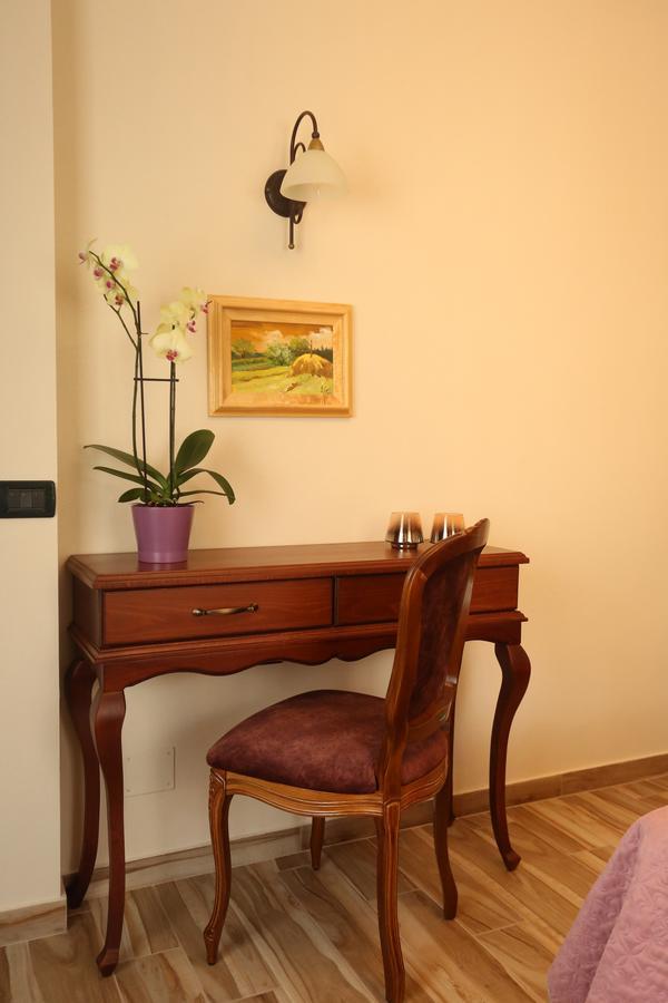 Vila Dante Boutique Hotel Tushemisht المظهر الخارجي الصورة