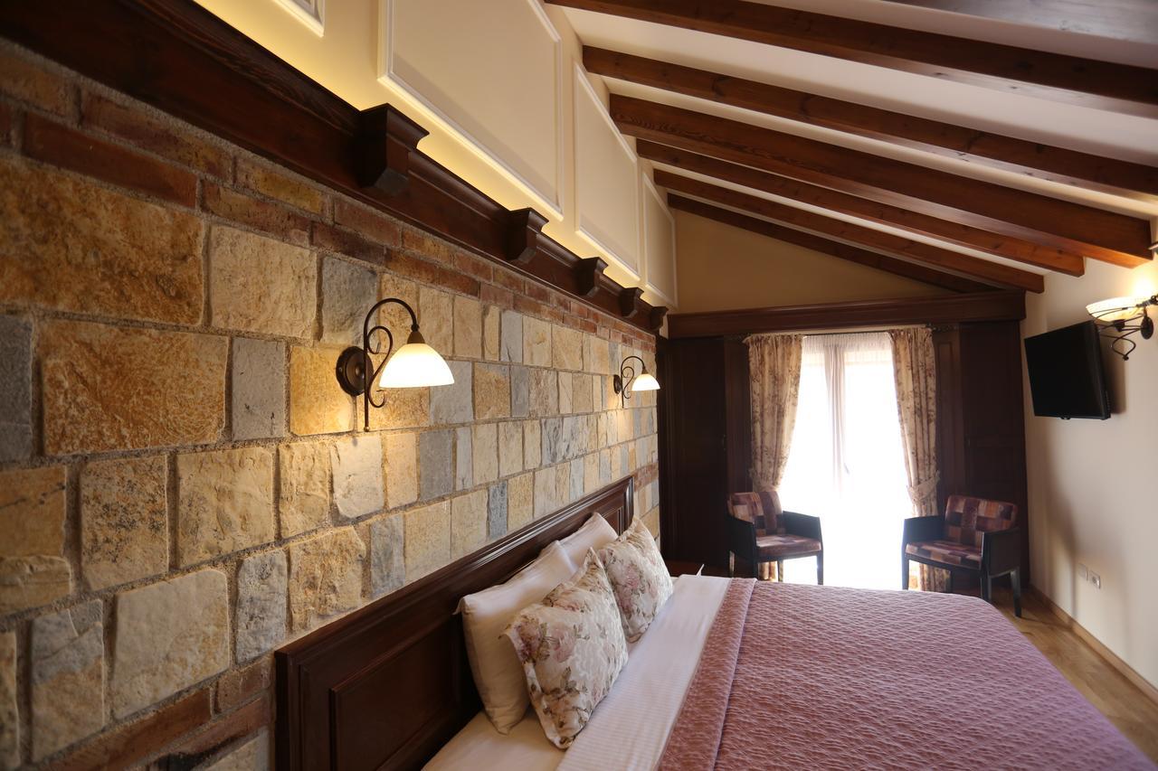 Vila Dante Boutique Hotel Tushemisht المظهر الخارجي الصورة
